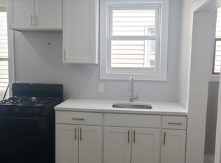 122 Orient Ave #1-P, Jersey City, NJ 07305