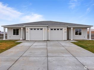 216 Rattray Dr, Mattawa, WA 99349