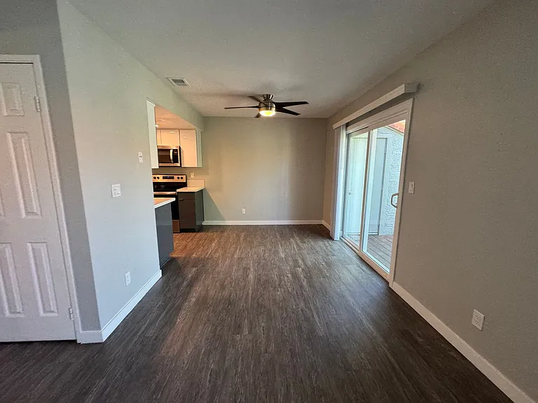 Corona Pointe Resort — Photo 204