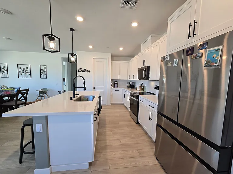 3336 Emerald Ln — Photo 6