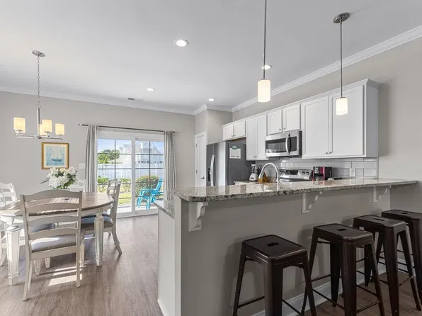 (undisclosed Address), Atlantic Beach, NC 28512