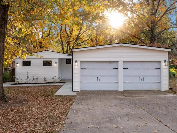 1 Provence Dr, Lake Saint Louis, MO 63367