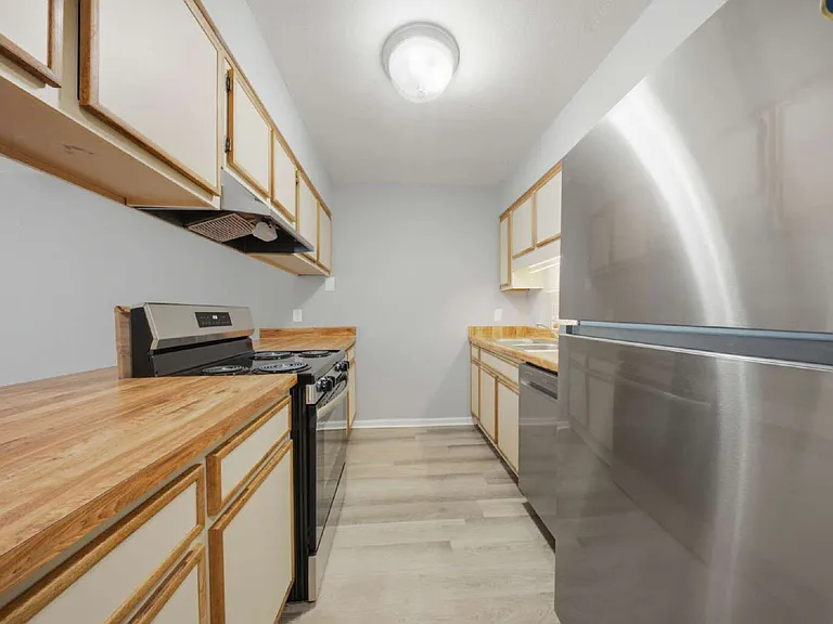 1824 Seay Ct — Photo 14