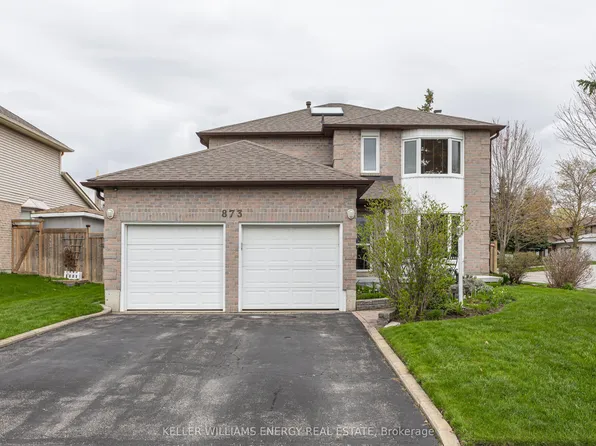 873 Lochness Cres, Oshawa, ON L1J 7P9