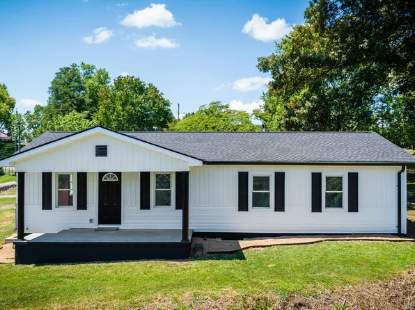 307 Dover Ave, Mt Carmel, TN 37645