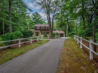 380 Quaker St, Northbridge, MA, 01534