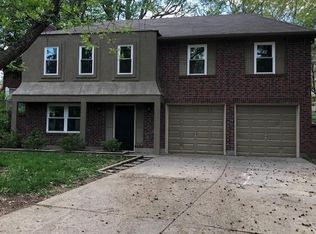 3005 NW Chelsea Pl, Blue Springs, MO 64015