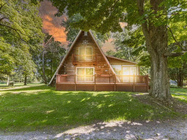 8825 Hanover Rd, Hanover, MI 49241