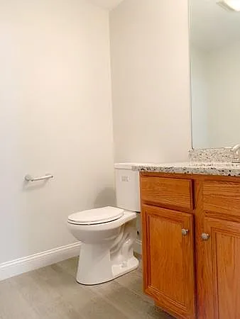 1835 Middlesex St — Photo 19
