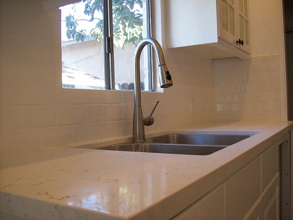 Recessed w/ Quartz Counter Top