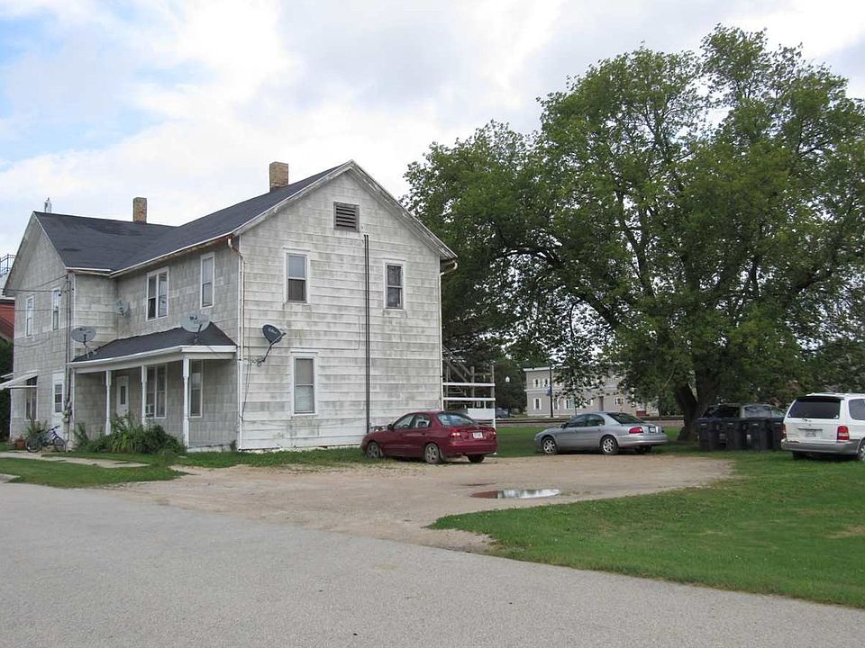 2nd image of 20 S 5th St