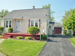 136 Fairvale Dr, Cheektowaga, NY 14225
