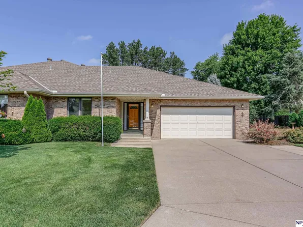 2038 Arbor Cir, Blair, NE 68008