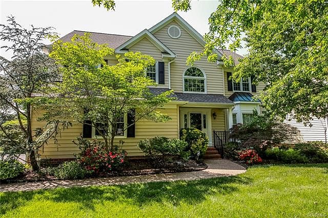 1st image of 12137 Manor Park Dr