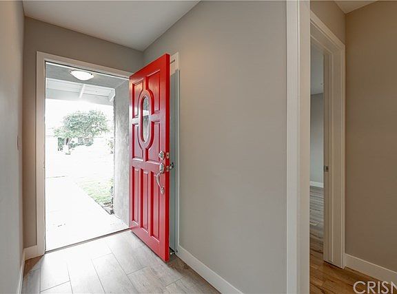 3rd image of 8664 Nagle Ave