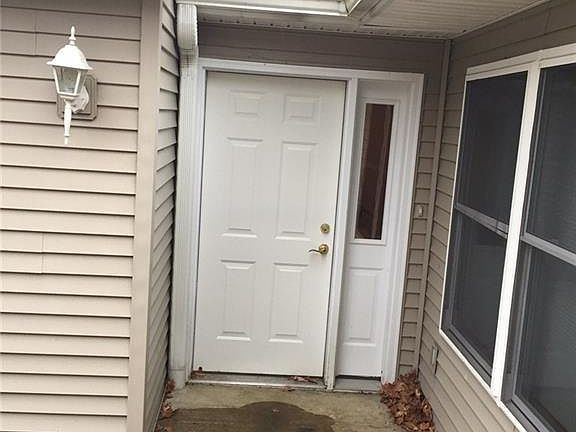 3rd image of 12073 Villa Dr