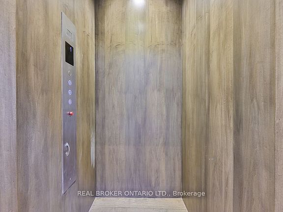 4th image of 10 Maple Grove Dr #16