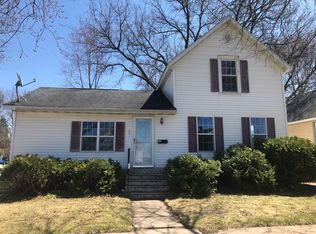 607 N Maple Ave, Marshfield, WI 54449