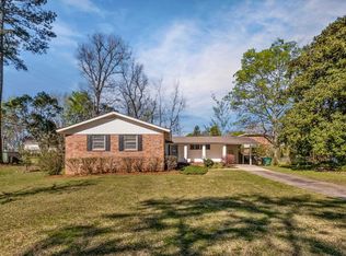 2556 Yorkmont Dr, Vestavia Hills, AL 35226