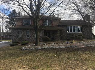 128 Belleview Dr, Canastota, NY 13032