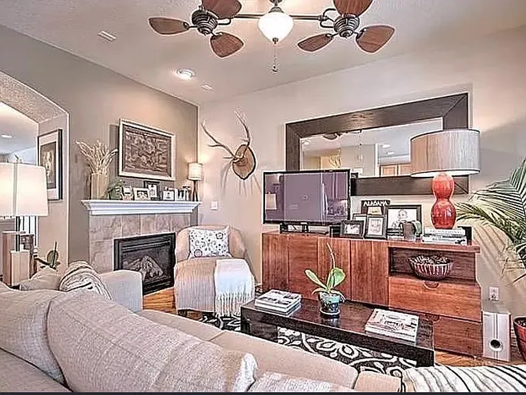 10827 Creede Crk — Photo 7