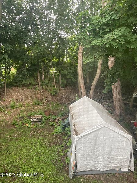 5th image of 105 Oakwood Avenue