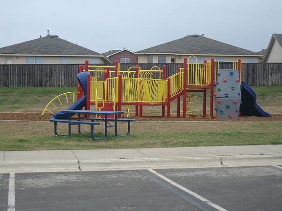 .3 mile to community park