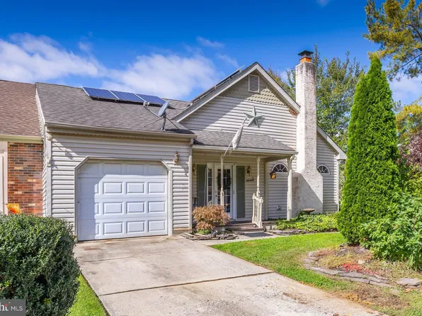 5 Madison St, Swedesboro, NJ 08085