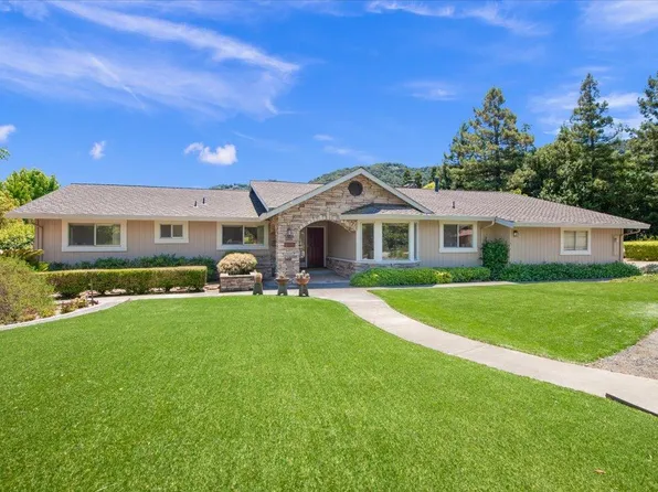 2130 Louis Holstrom Dr, Morgan Hill, CA 95037
