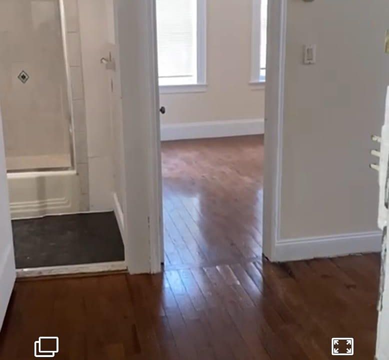 1st image of 9529 Jamaica Ave