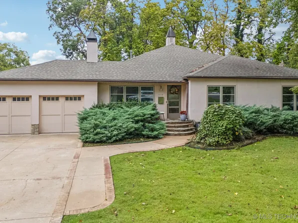 1959 E 33rd Pl, Tulsa, OK 74105