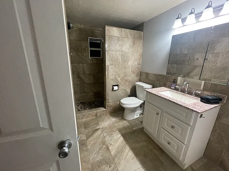 701 Monticello Dr #205 — Photo 10