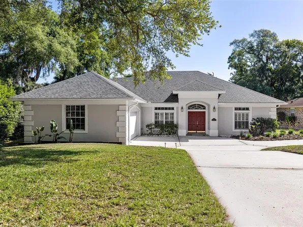 2054 Sawgrass Dr, Apopka, FL 32712