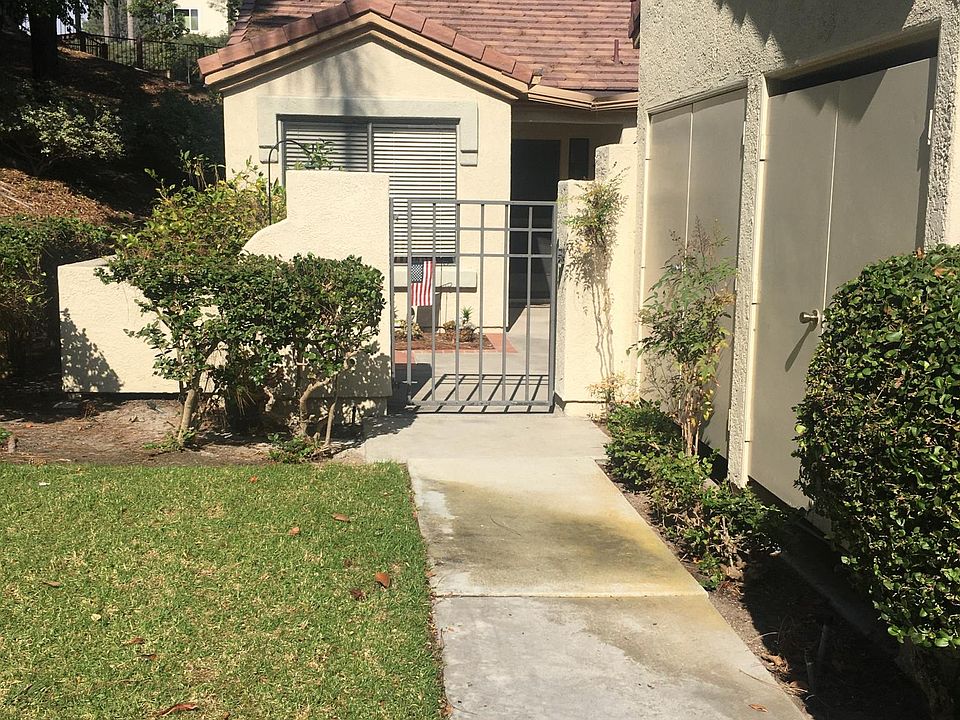 2nd image of 3880 Fallon Cir
