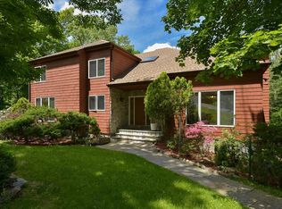 60 Spring Meadow Rd, Mount Kisco, NY 10549