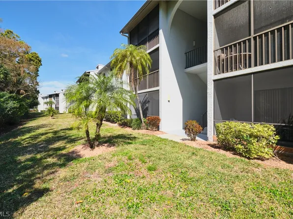 9650 Green Cypress Ln APT 22, Fort Myers, FL 33905