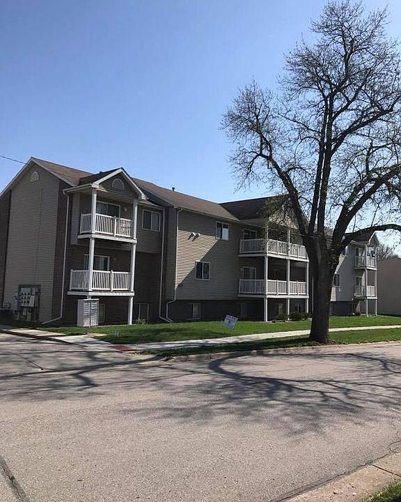 1st image of 215 Jewel Dr Unit 5