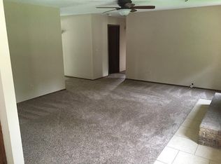 2883 W Maplewood St, Springfield, MO 65807