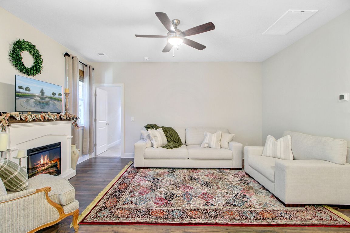 next background image