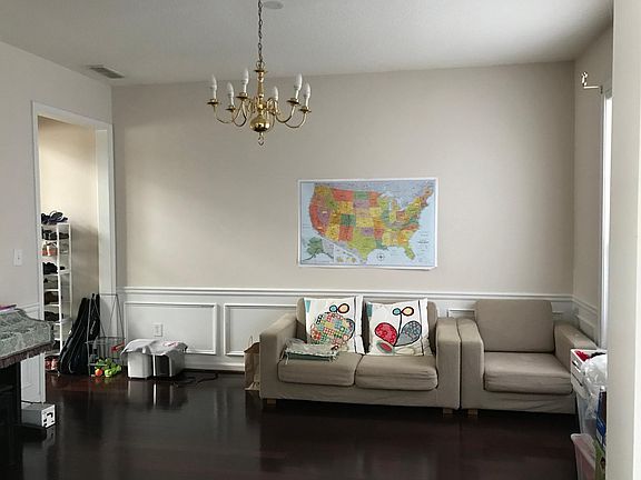 4th image of 340 Bloombridge Way NW