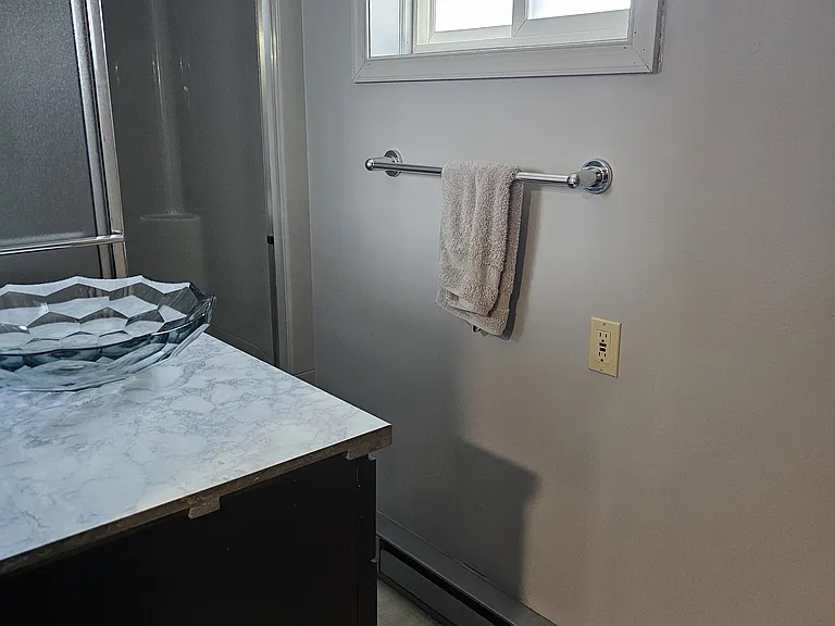 224 Laurel Dr — Photo 13