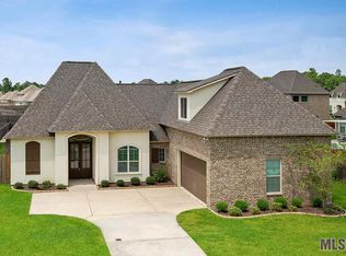 8743 Sandpiper St, Denham Springs, LA 70706