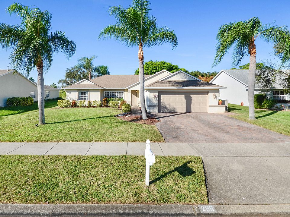 1st image of 296 Carmel Dr