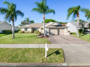 296 Carmel Dr, Melbourne, FL 32940