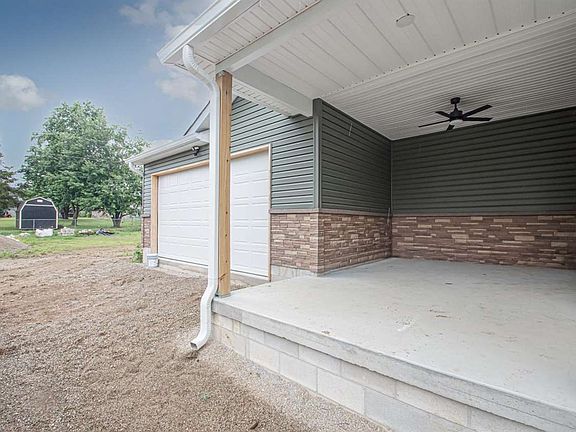 3rd image of 163 Norseman Dr