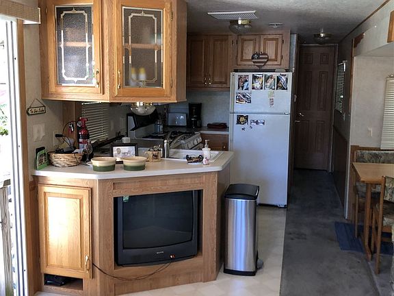 2nd image of 554 Endicott N Street #5