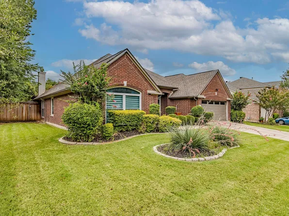 2321 Queenston Dr, Grand Prairie, TX 75050