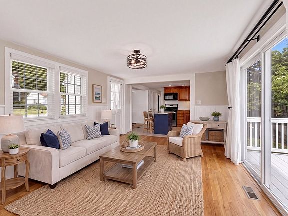4th image of 39 Gerard Rd