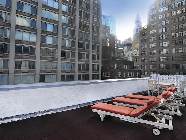330 E 46th St #11A — Photo 11