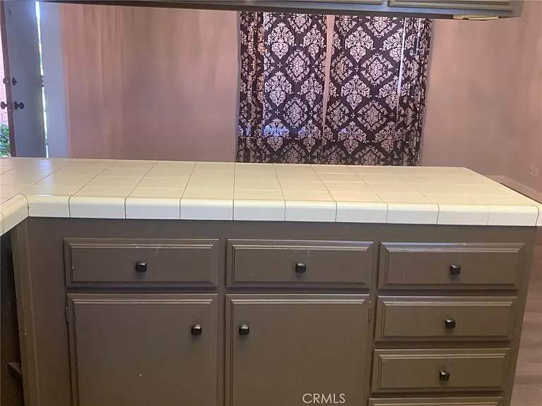 2114 Forbes Ave — Photo 18